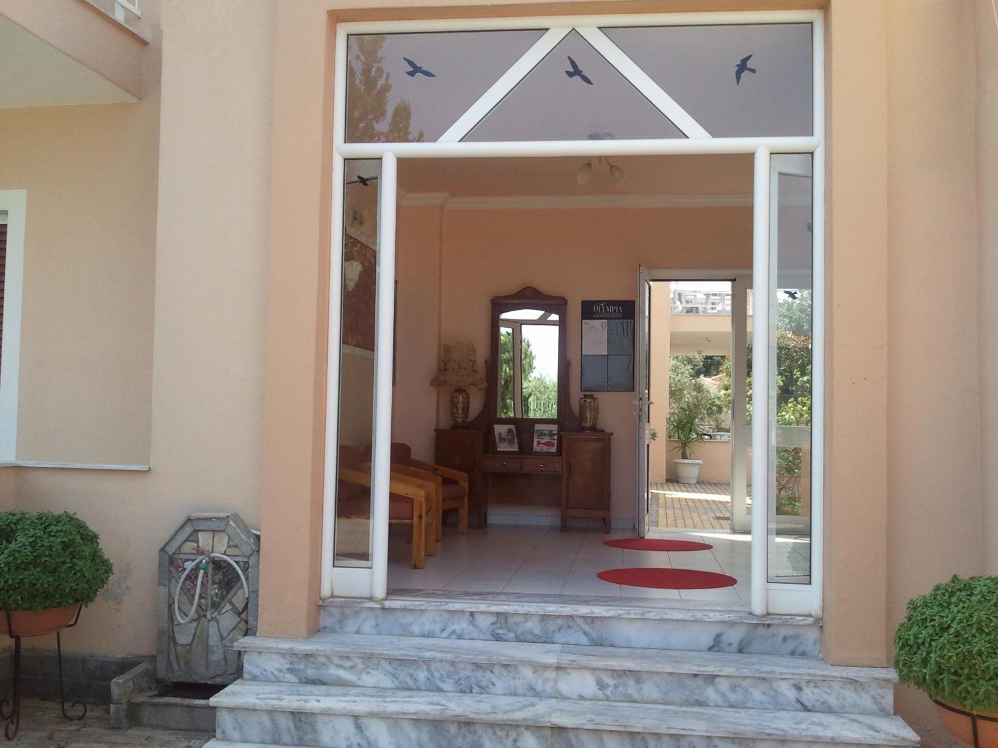 Aparthotel Amarilia à Skala Rachoni  Extérieur photo