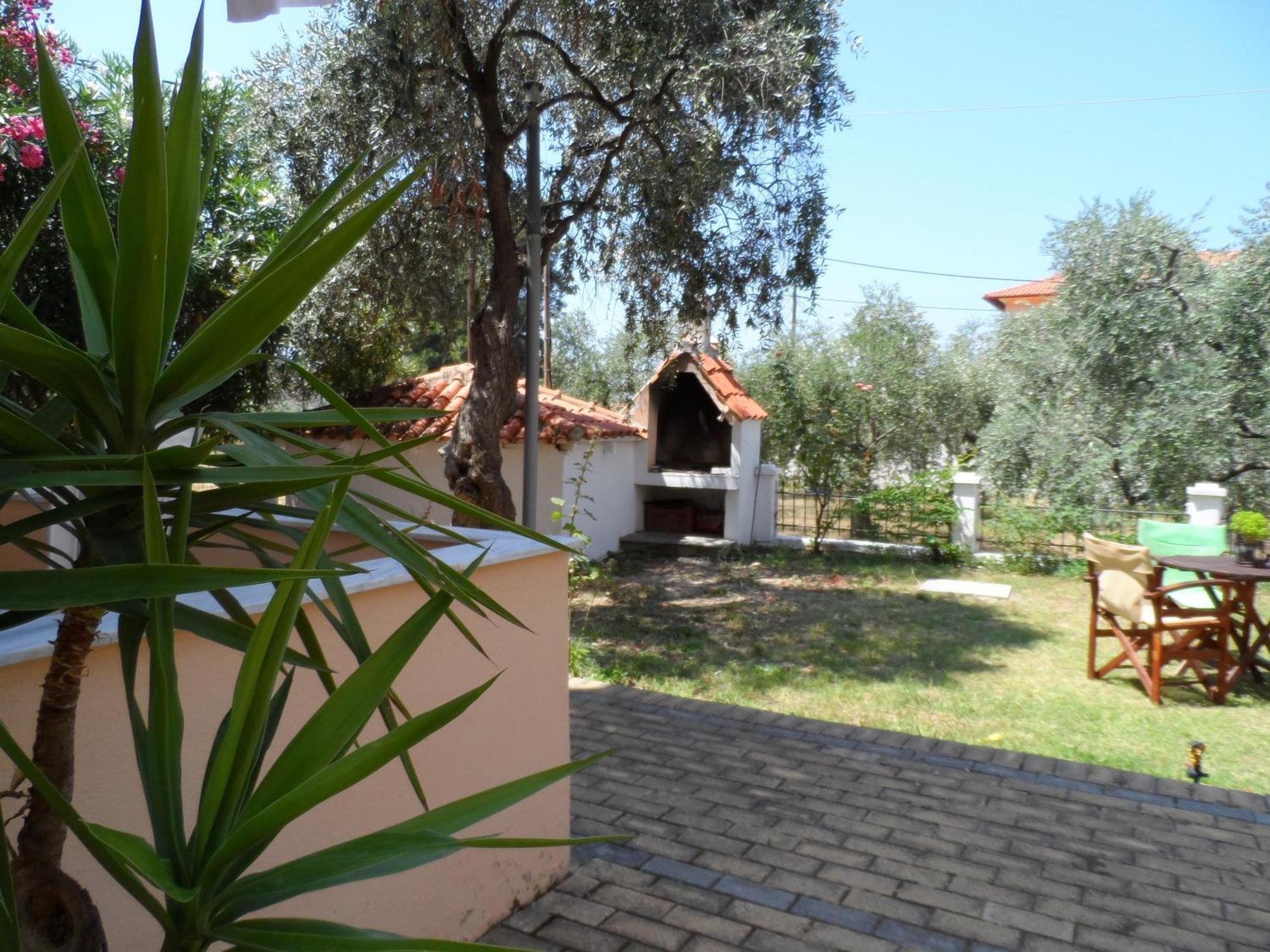 Aparthotel Amarilia à Skala Rachoni  Extérieur photo